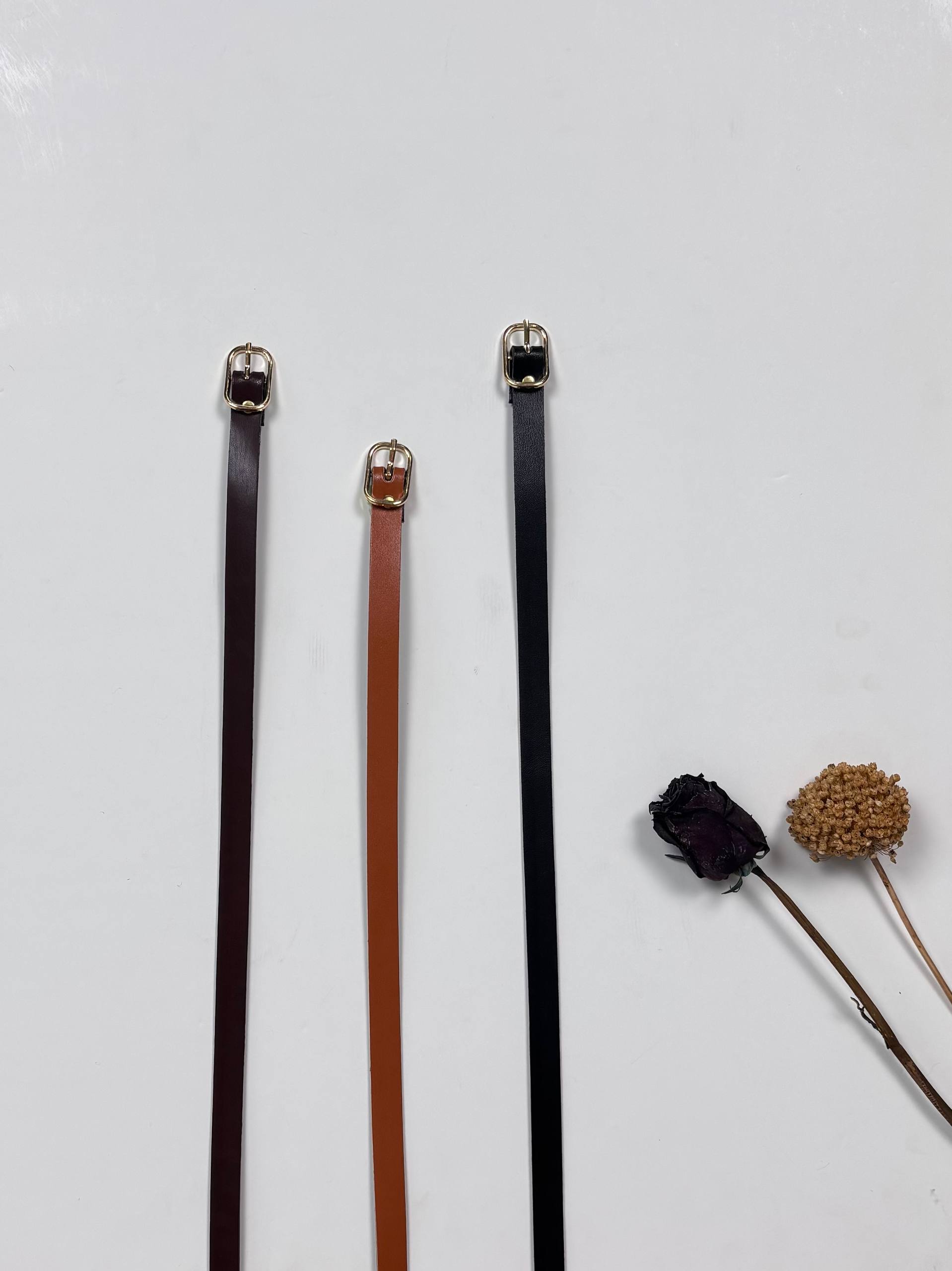 کمربند چرمی سگک دار زنانه